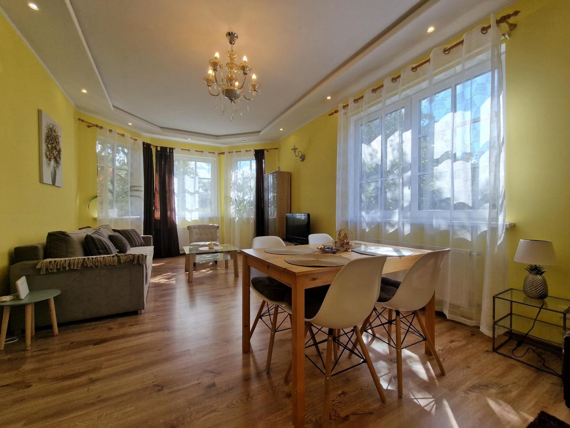 Boutigue City House With Terrace And Garden Free Parking Riga Eksteriør billede