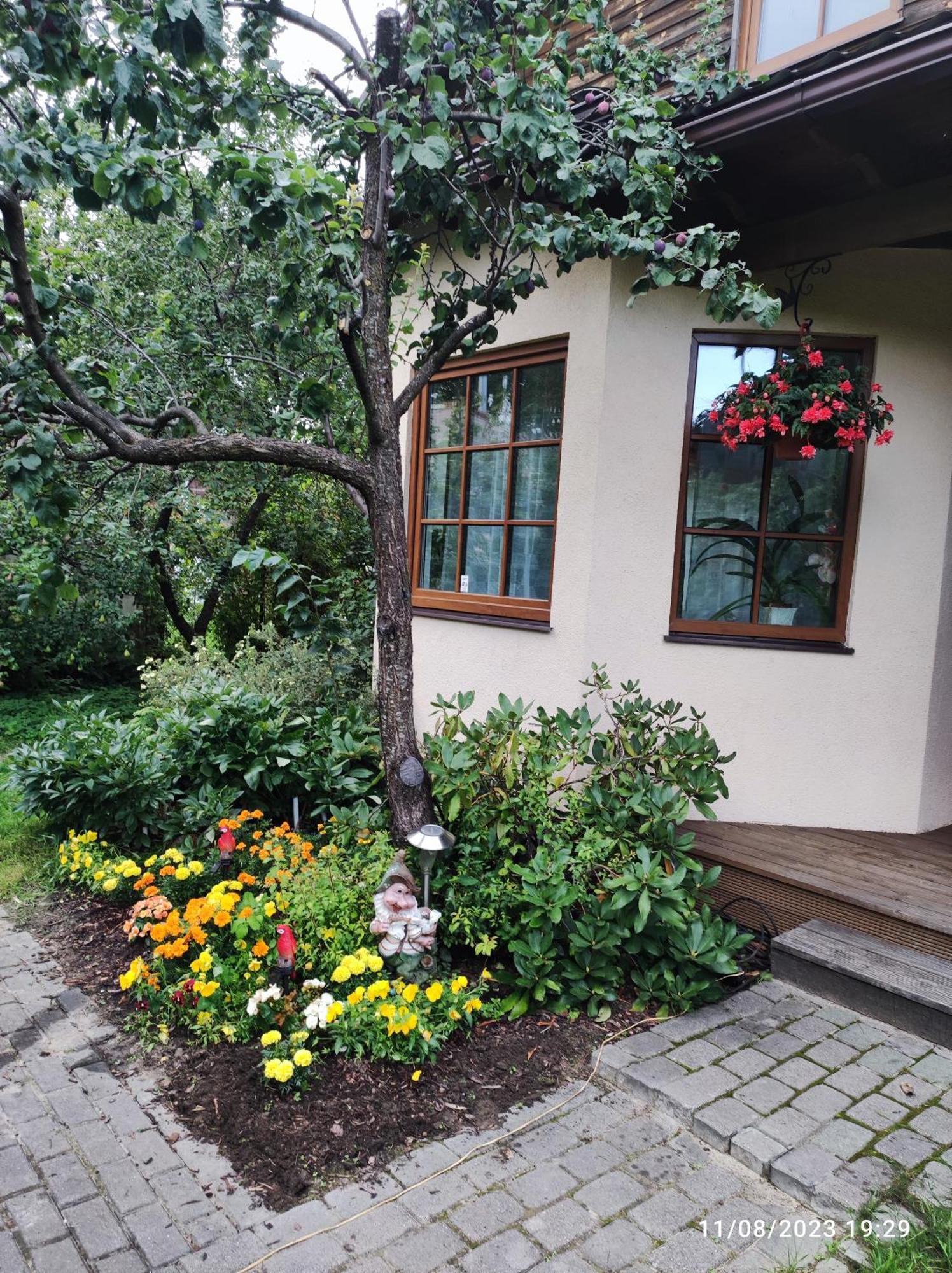 Boutigue City House With Terrace And Garden Free Parking Riga Eksteriør billede